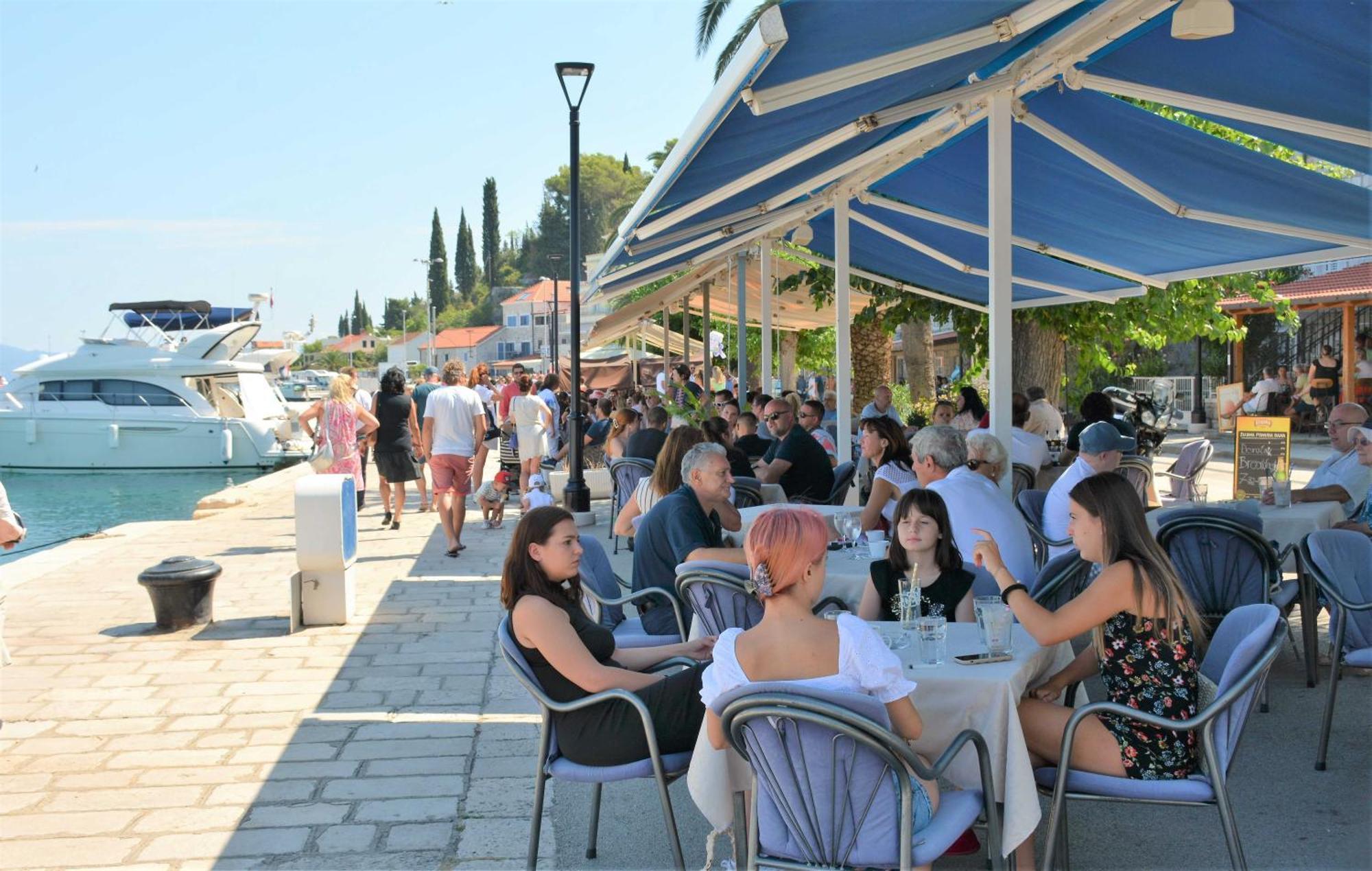Guesthouse Aurora Trpanj Værelse billede
