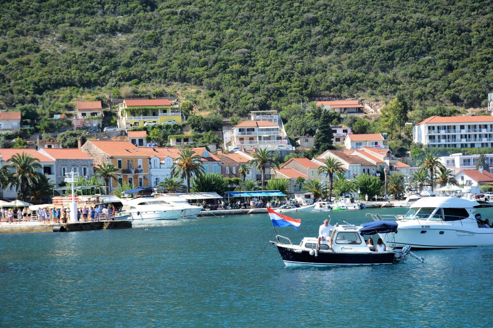 Guesthouse Aurora Trpanj Værelse billede